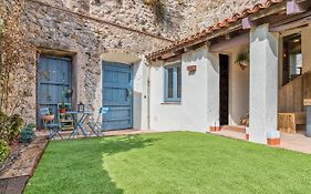 El Molino de Besalú Casa con jardín